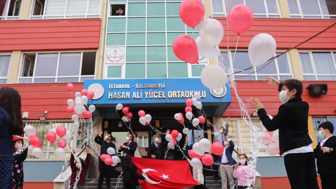 Türkiye Büyük Millet Meclisinin 101. Açılış Yıldönümünde 101 Balon Uçurduk