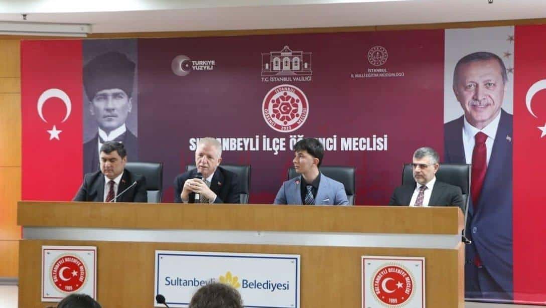 İstanbul Valimiz Sayın Davut Gül'ün Katılımıyla Öğrenci Meclis Toplantımızı Geeçekleştirdik